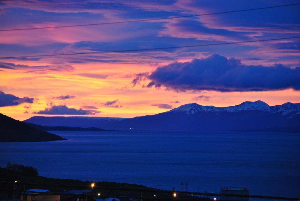 Hostel Los Cormoranes Ushuaia Buitenkant foto